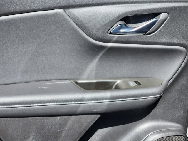 Used 2025 Chevrolet Blazer LT image 15