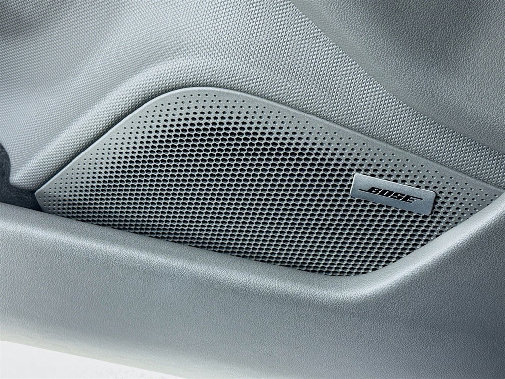 Certified 2022 Porsche Taycan 4 Cross Turismo image 12