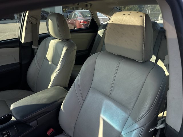Used 2014 Toyota Avalon XLE Touring FWD image 13