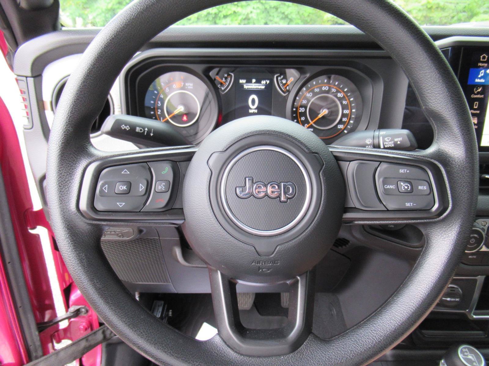 Used 2024 Jeep Wrangler Sport AWD/4WD image 18
