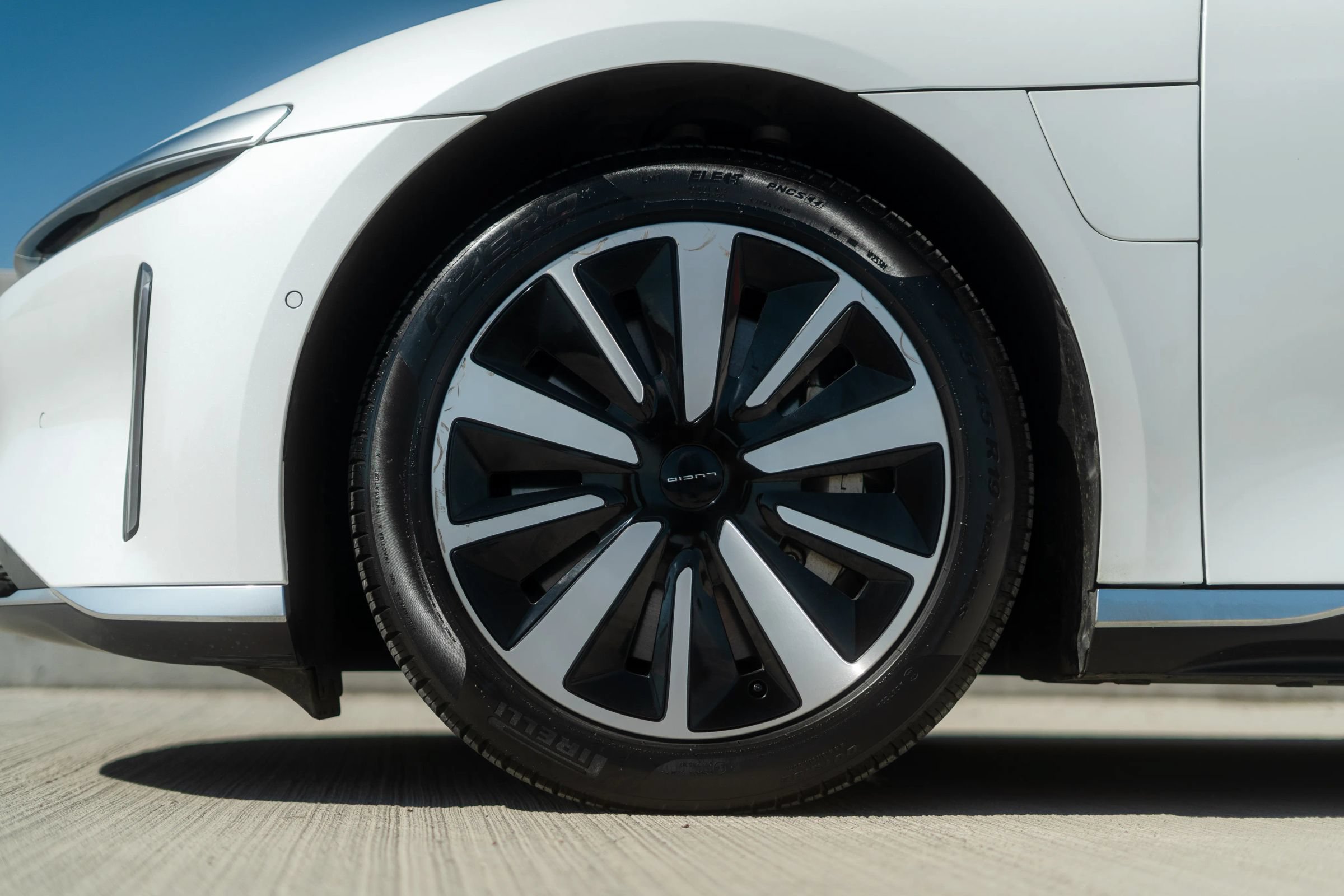 Used 2022 Lucid Air Grand Touring AWD/4WD image 21