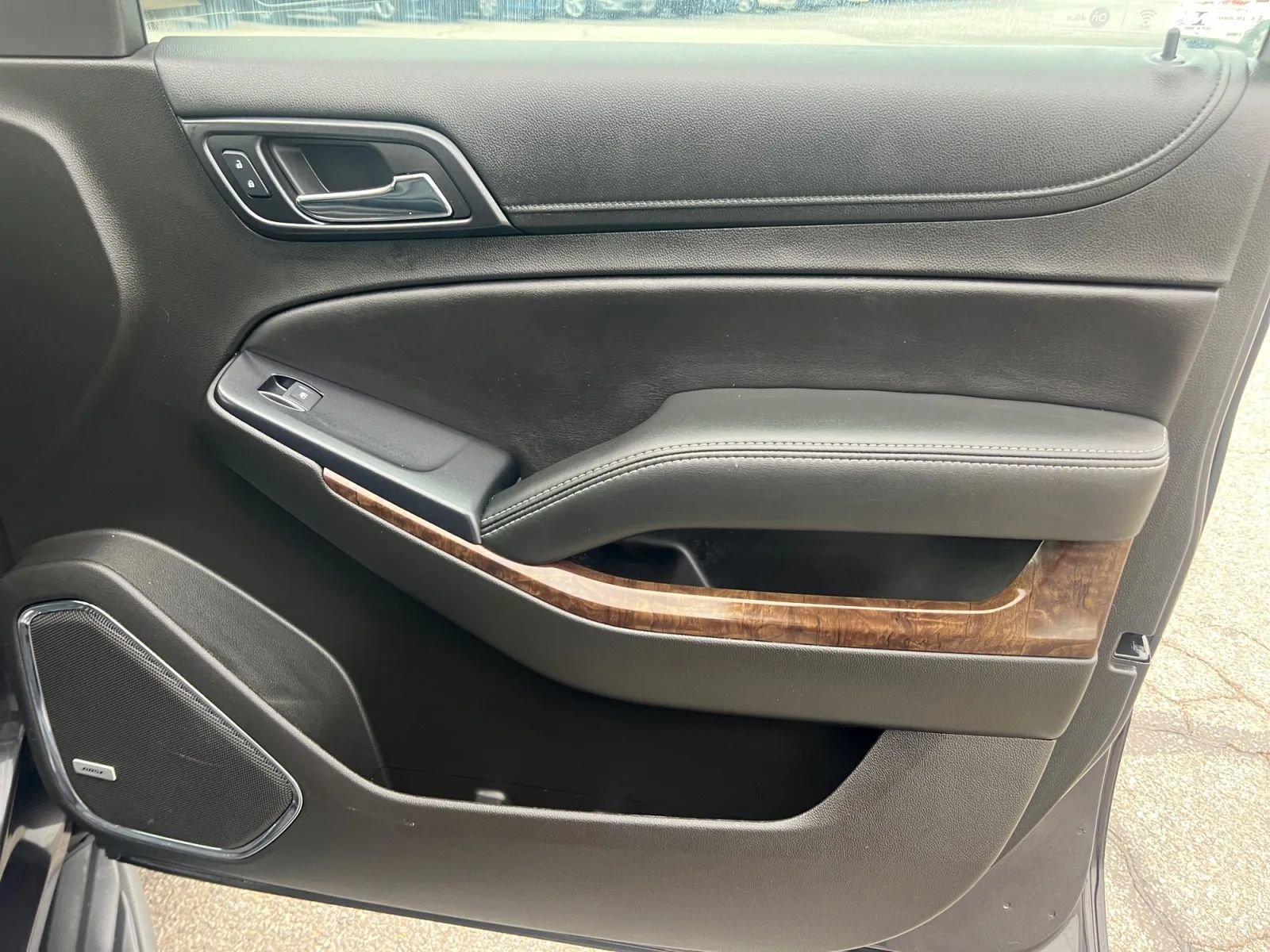 Used 2018 Chevrolet Tahoe LT image 17