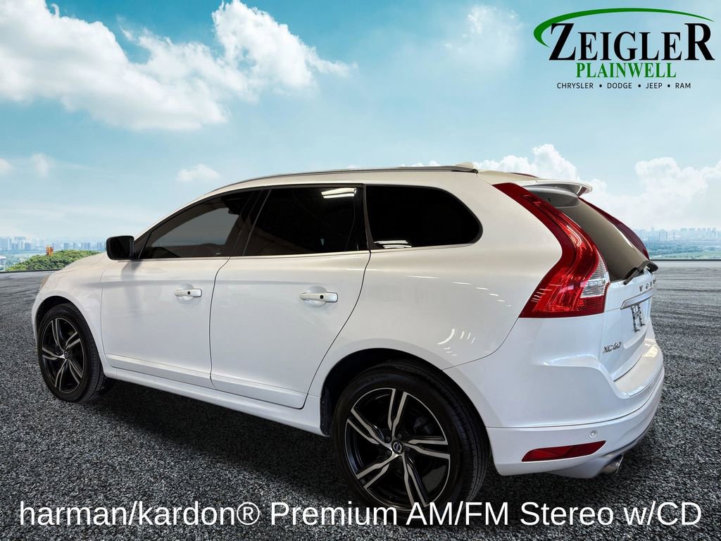 Used 2017 Volvo XC60 T6 R-Design w/ Protection Package image 3