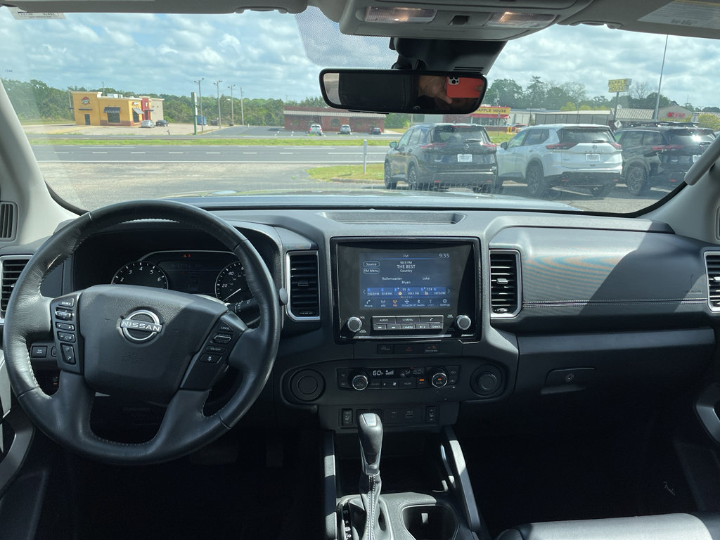 Certified 2024 Nissan Frontier SL w/ Technology Package image 10