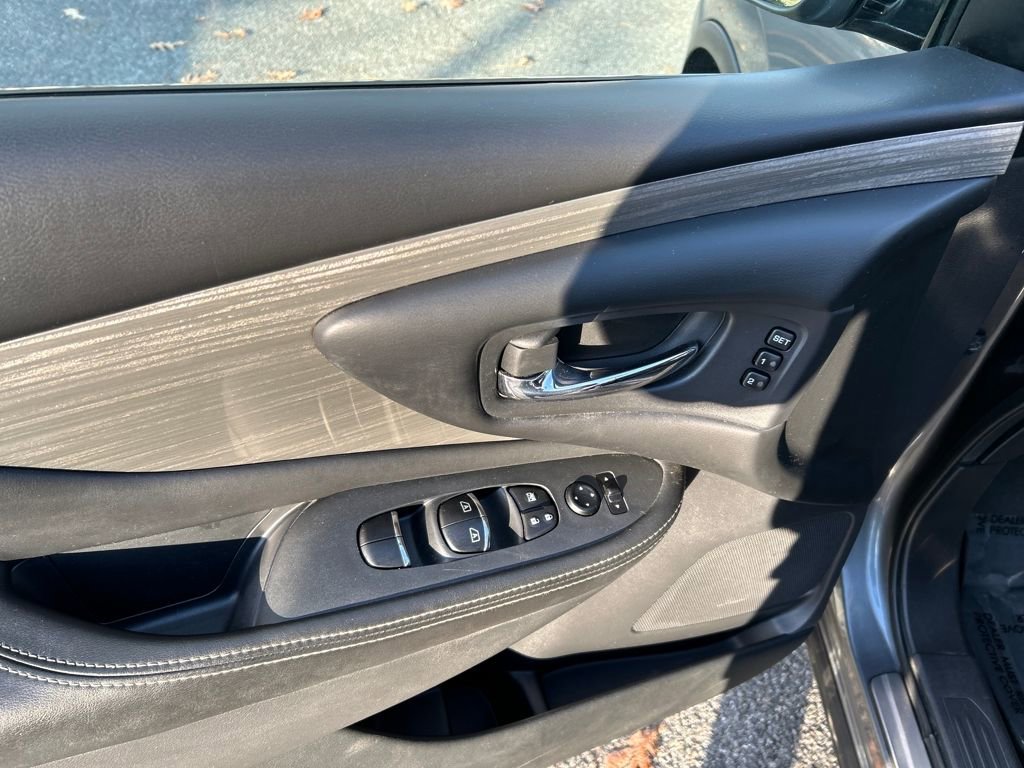 Used 2018 Nissan Murano SL image 15