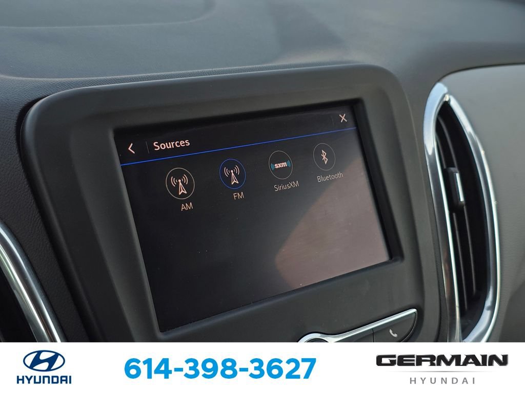 Used 2020 Chevrolet Equinox LT w/ Driver Convenience Package FWD image 29
