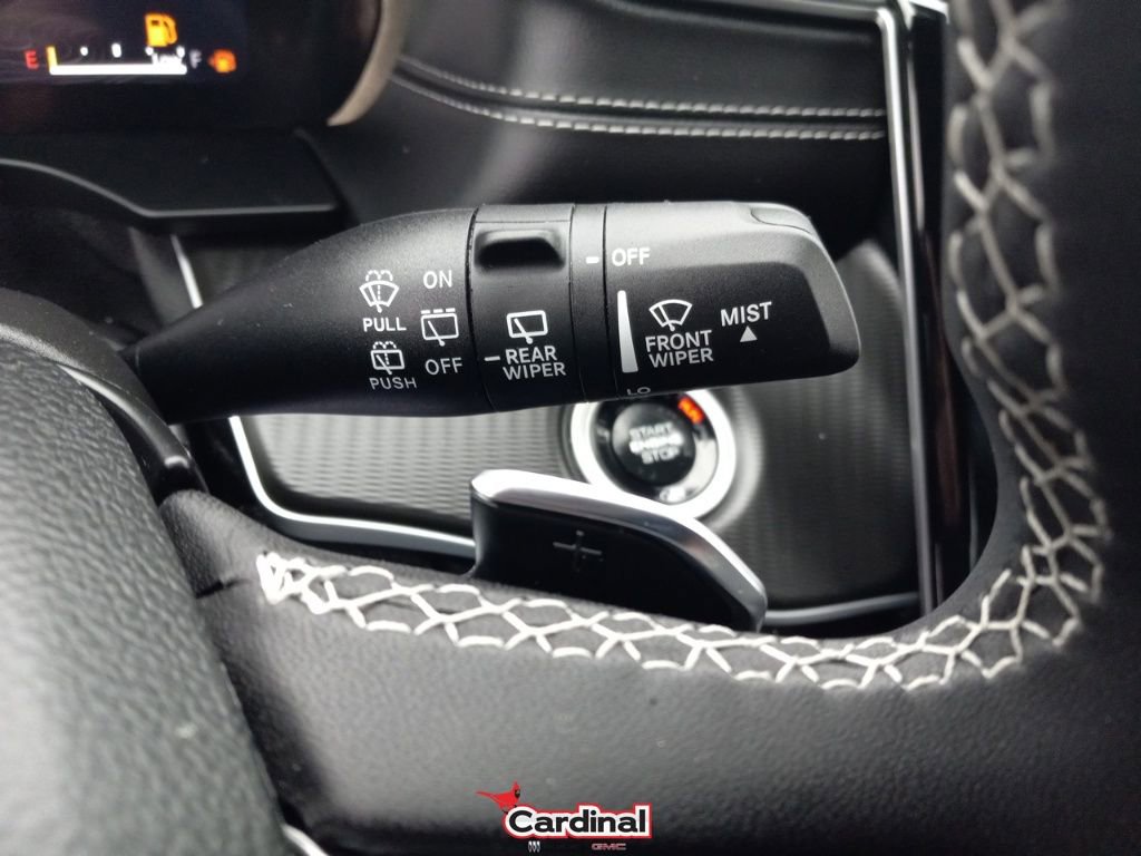 Used 2024 Jeep Grand Cherokee L Laredo image 30