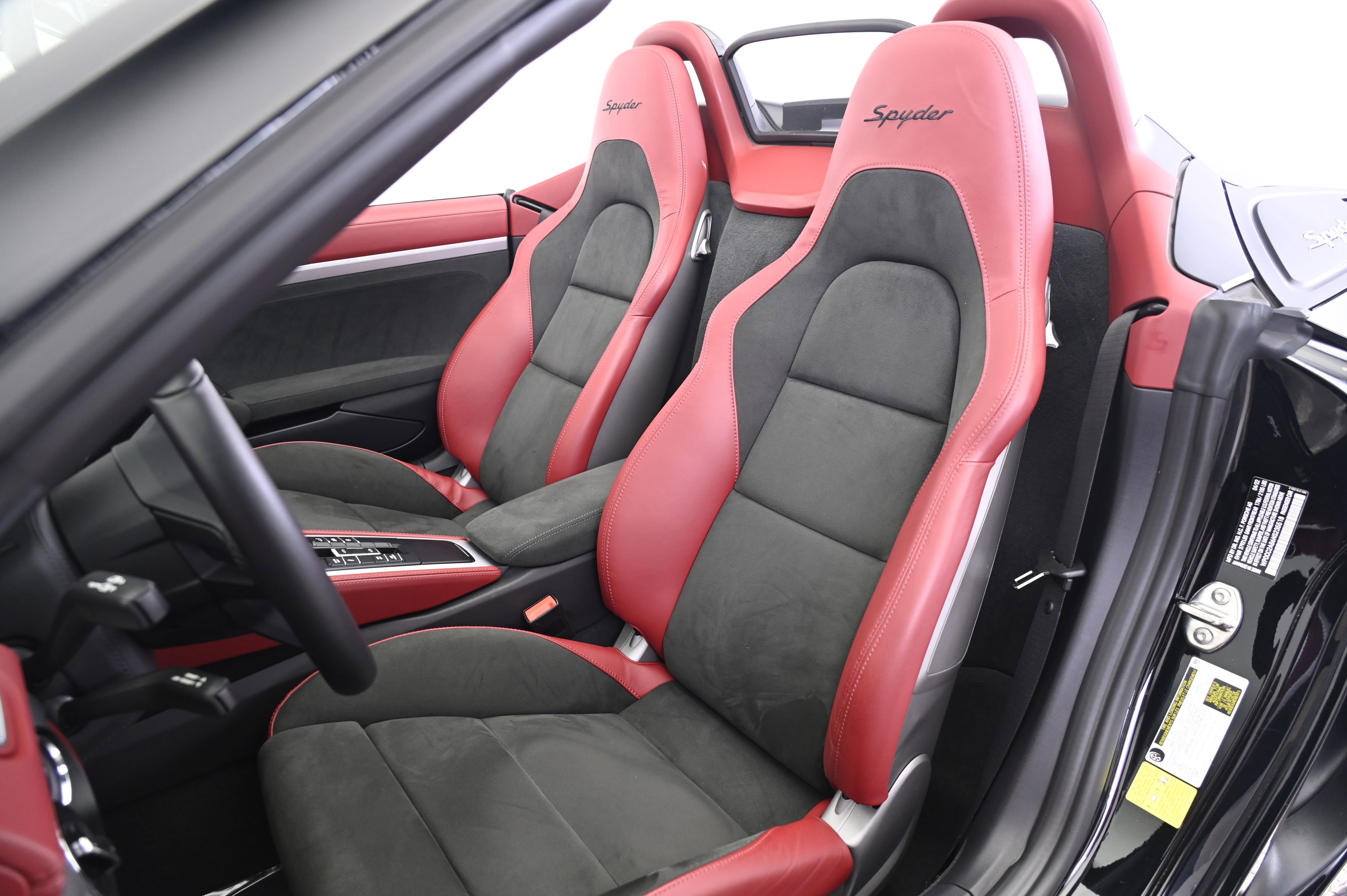 Used 2022 Porsche 718 Boxster Spyder image 30