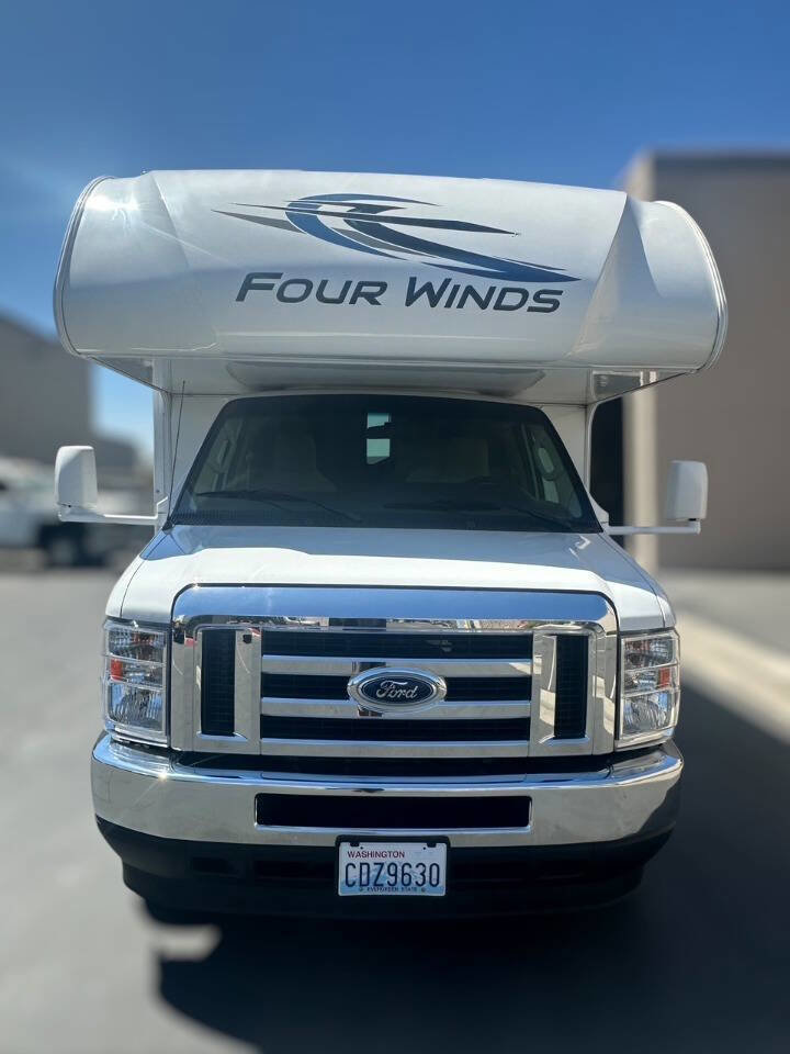 Used 2022 Ford E-350 and Econoline 350 Super Duty w/ Motorhome Prep Package image 2