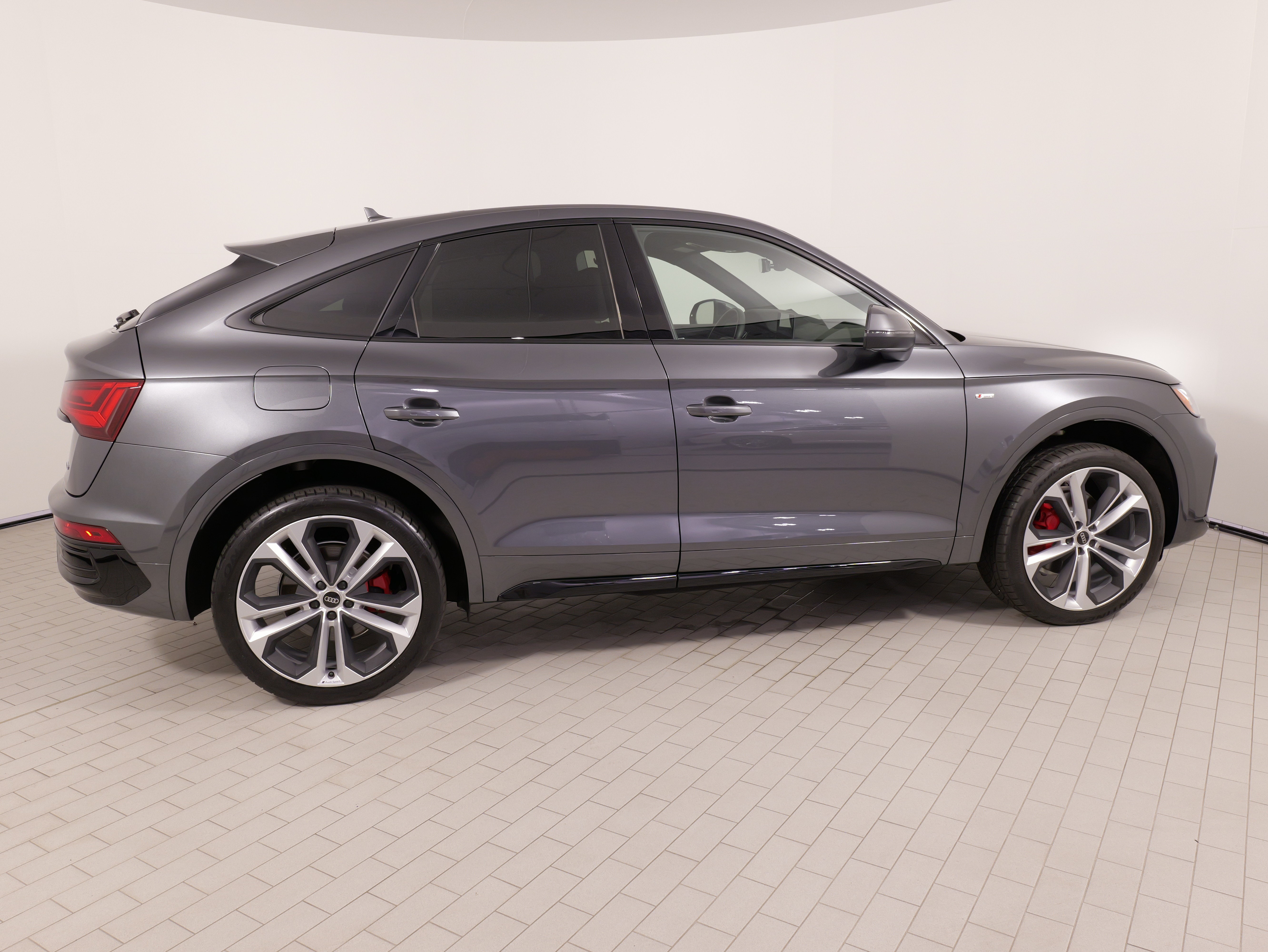 Used 2024 Audi Q5 2.0T Premium Plus AWD/4WD image 10