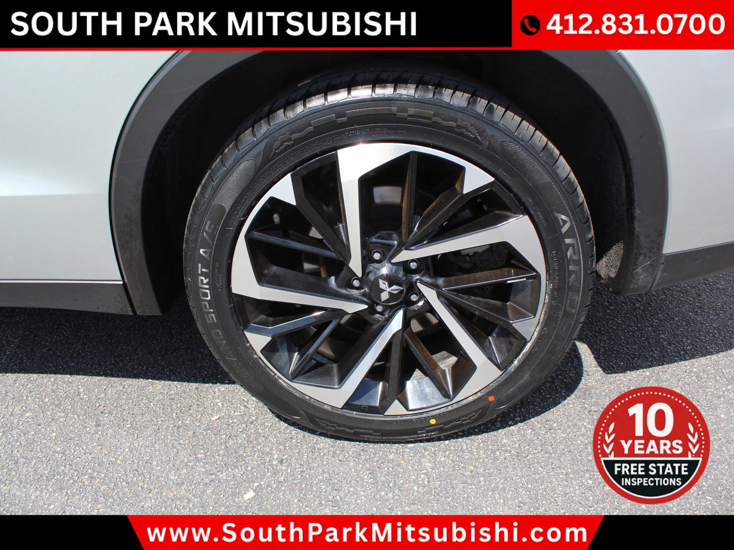 Used 2024 Mitsubishi Outlander Ralliart AWD/4WD image 36
