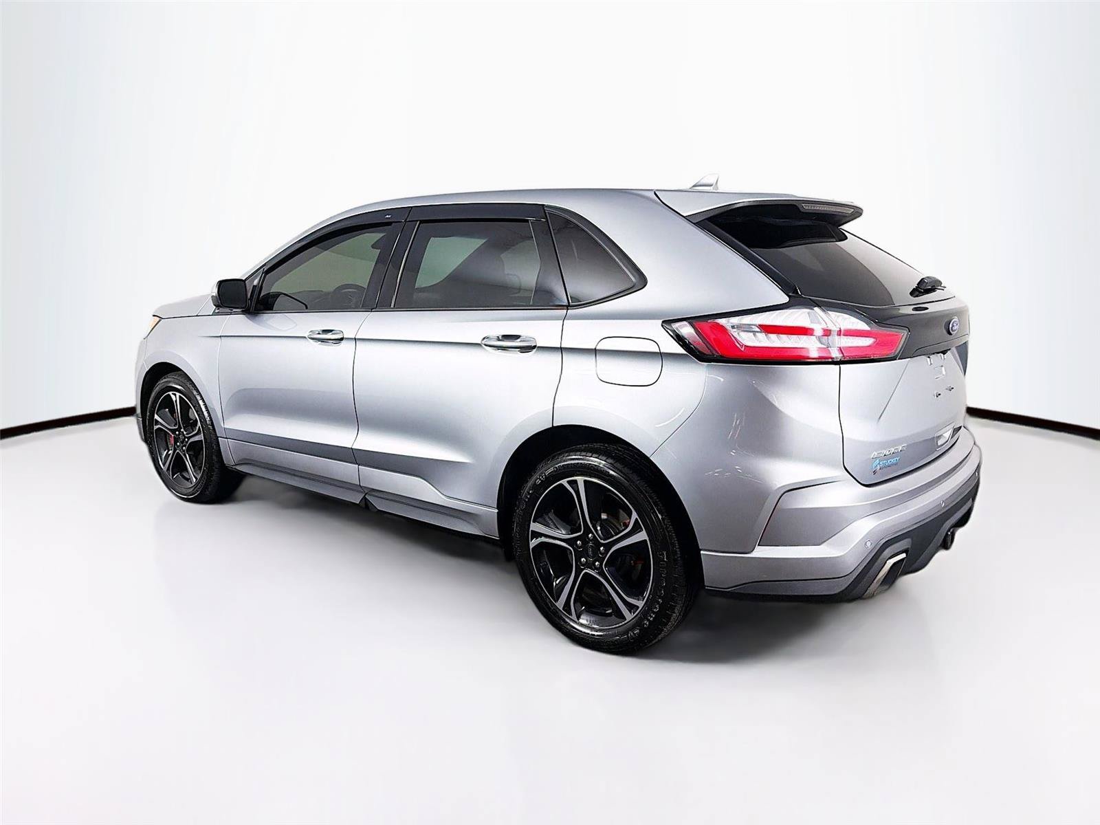 Used 2020 Ford Edge ST w/ Cold Weather Package AWD/4WD image 9