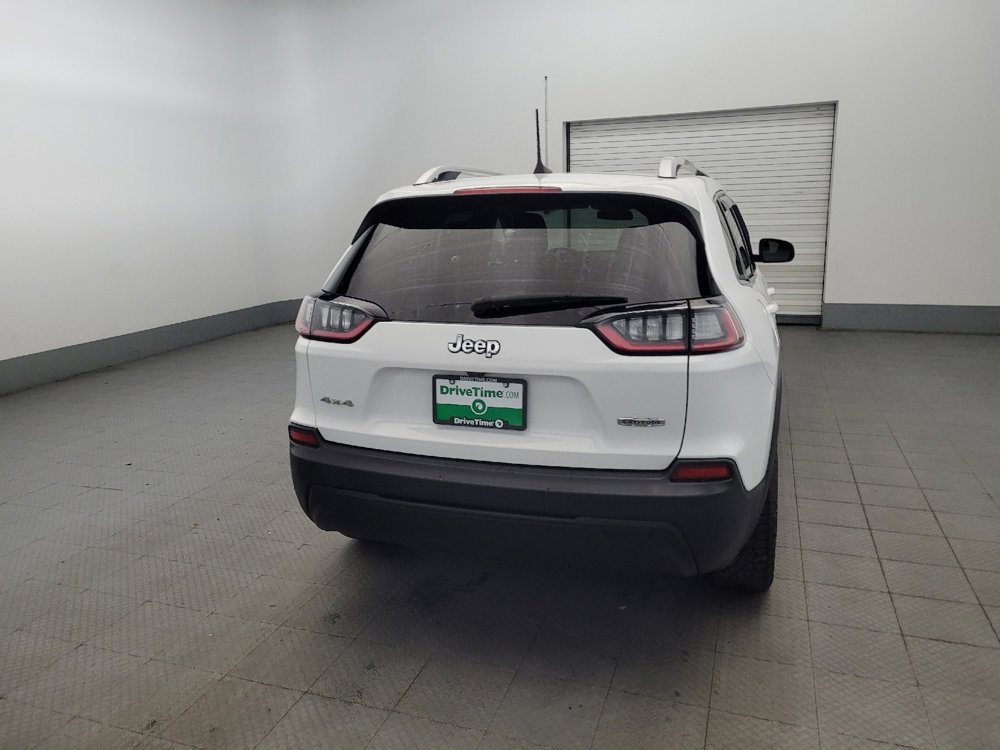 Used 2019 Jeep Cherokee Latitude w/ Cold Weather Group image 7