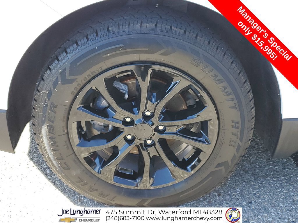 Used 2019 Chevrolet Equinox LT FWD image 32