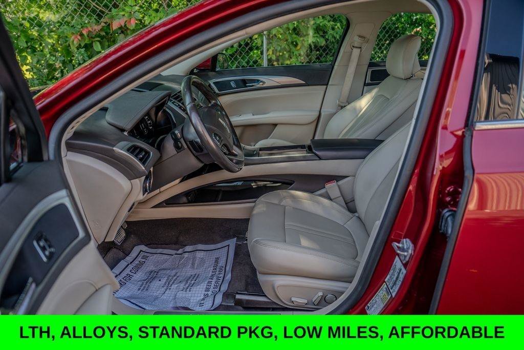 Used 2019 Lincoln MKZ Premiere FWD image 11