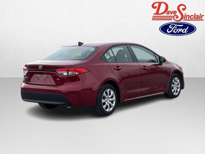 Used 2025 Toyota Corolla LE FWD image 7