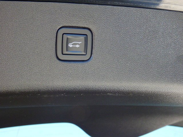 Used 2019 Chevrolet Blazer RS image 20