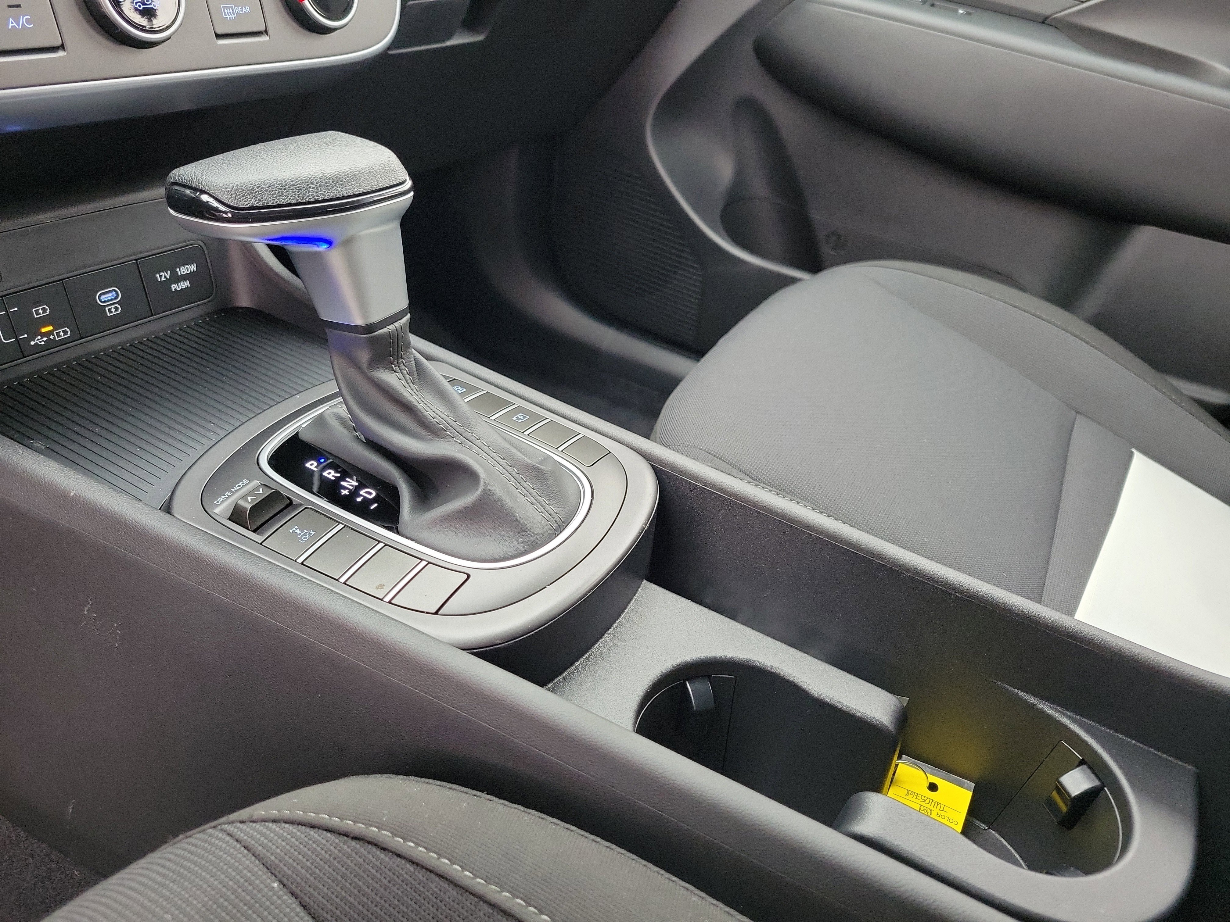 New 2026 Hyundai Kona SE image 29