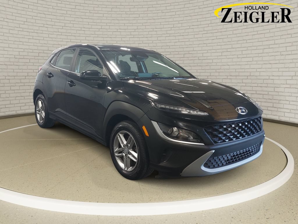 Used 2022 Hyundai Kona SE AWD/4WD image 3