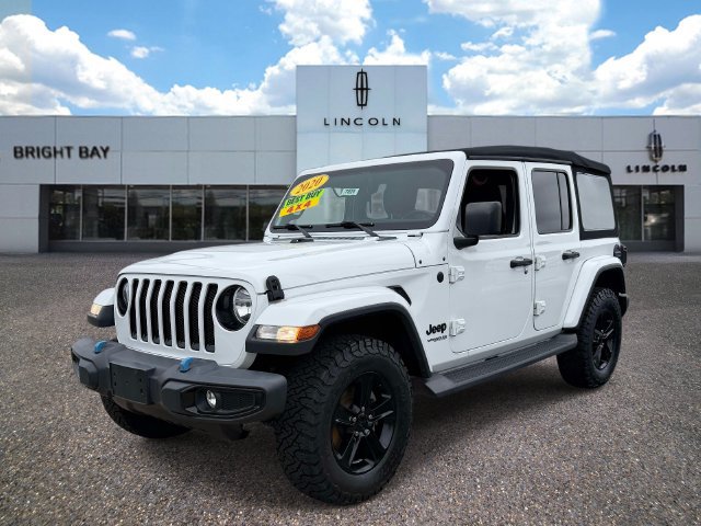 Used 2020 Jeep Wrangler Unlimited Sahara AWD/4WD image 2