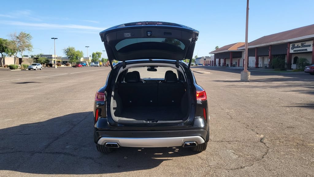 Used 2022 INFINITI QX50 Luxe FWD image 11