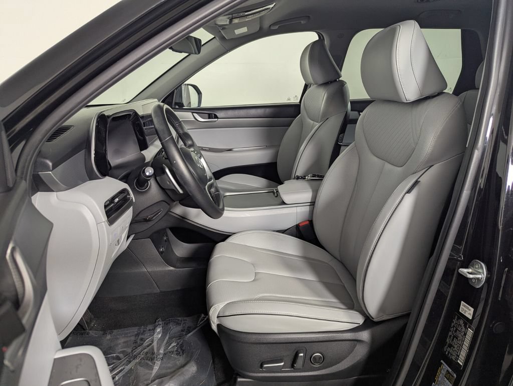 Used 2023 Hyundai Palisade SEL FWD image 14