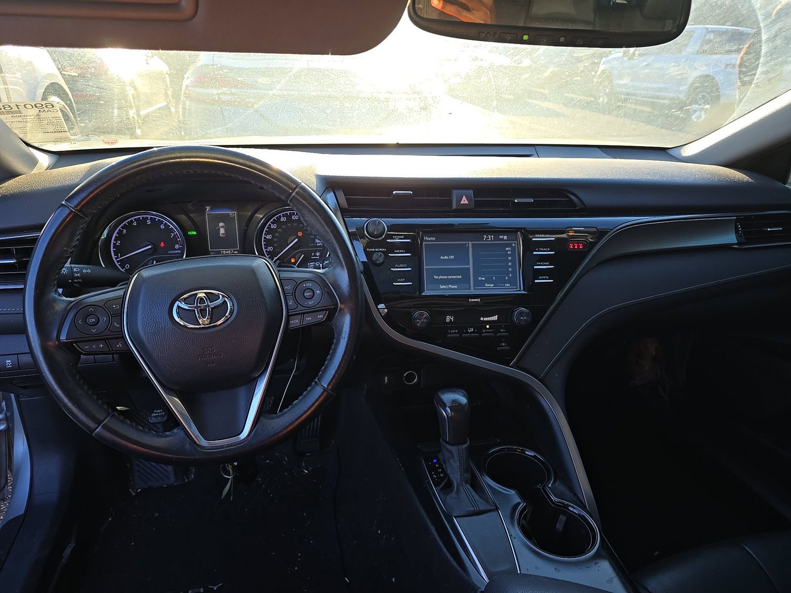 Used 2020 Toyota Camry SE w/ Convenience Package image 18