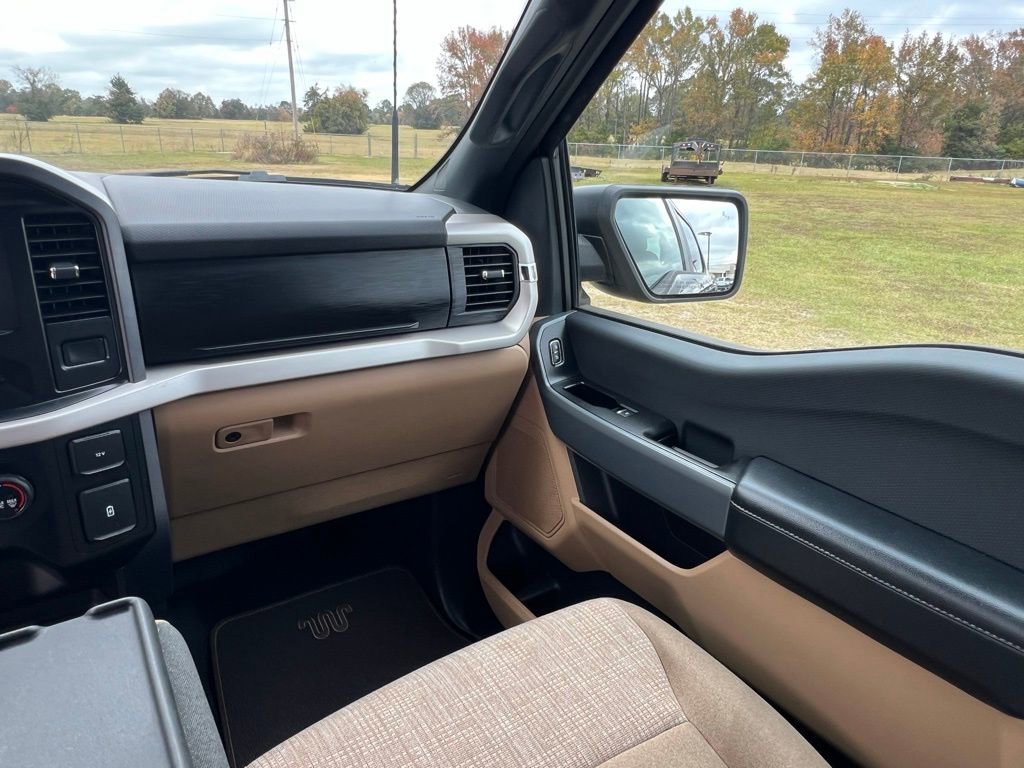 Used 2023 Ford F150 XLT image 19
