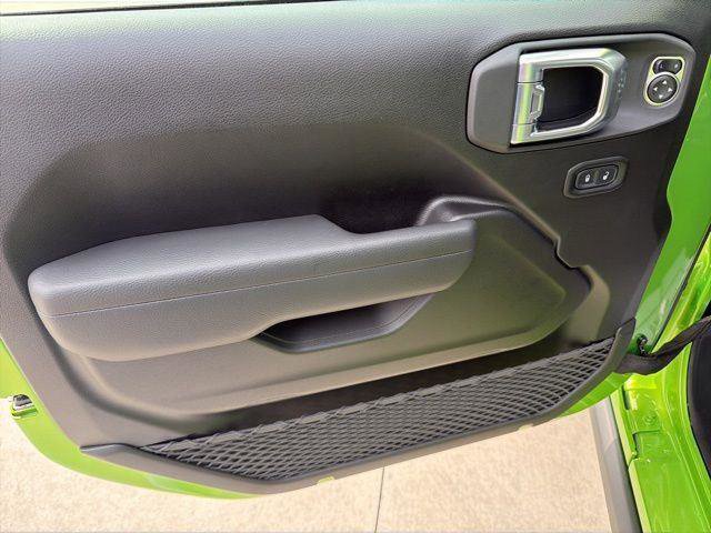 New 2026 Jeep Gladiator Willys image 11