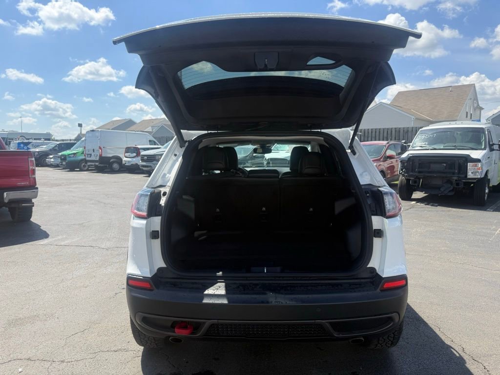 Used 2022 Jeep Cherokee Trailhawk w/ Premium Leather Package AWD/4WD image 47