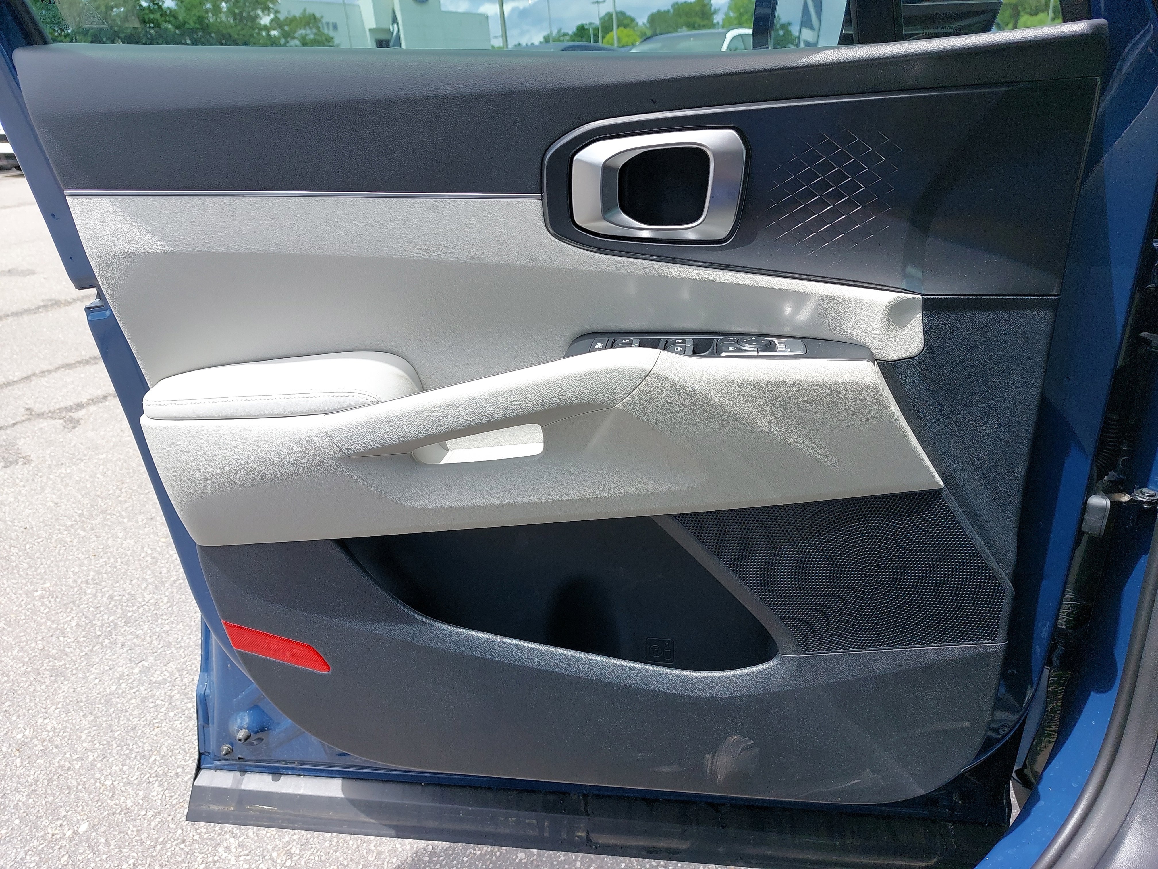 New 2025 Kia Sorento S w/ Panoramic Sunroof Package image 29