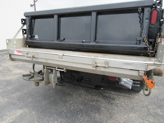 Used 2015 Ford F550 2WD Regular Cab Super Duty image 19