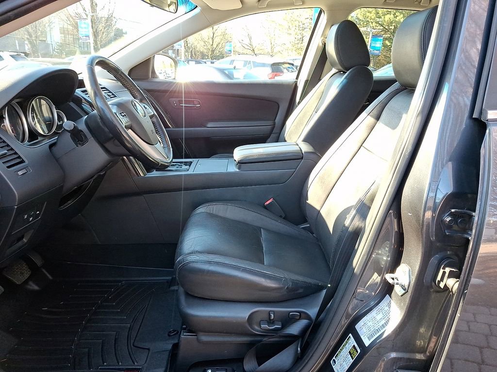 Used 2014 MAZDA CX-9 Touring w/ Touring Technology Package image 16