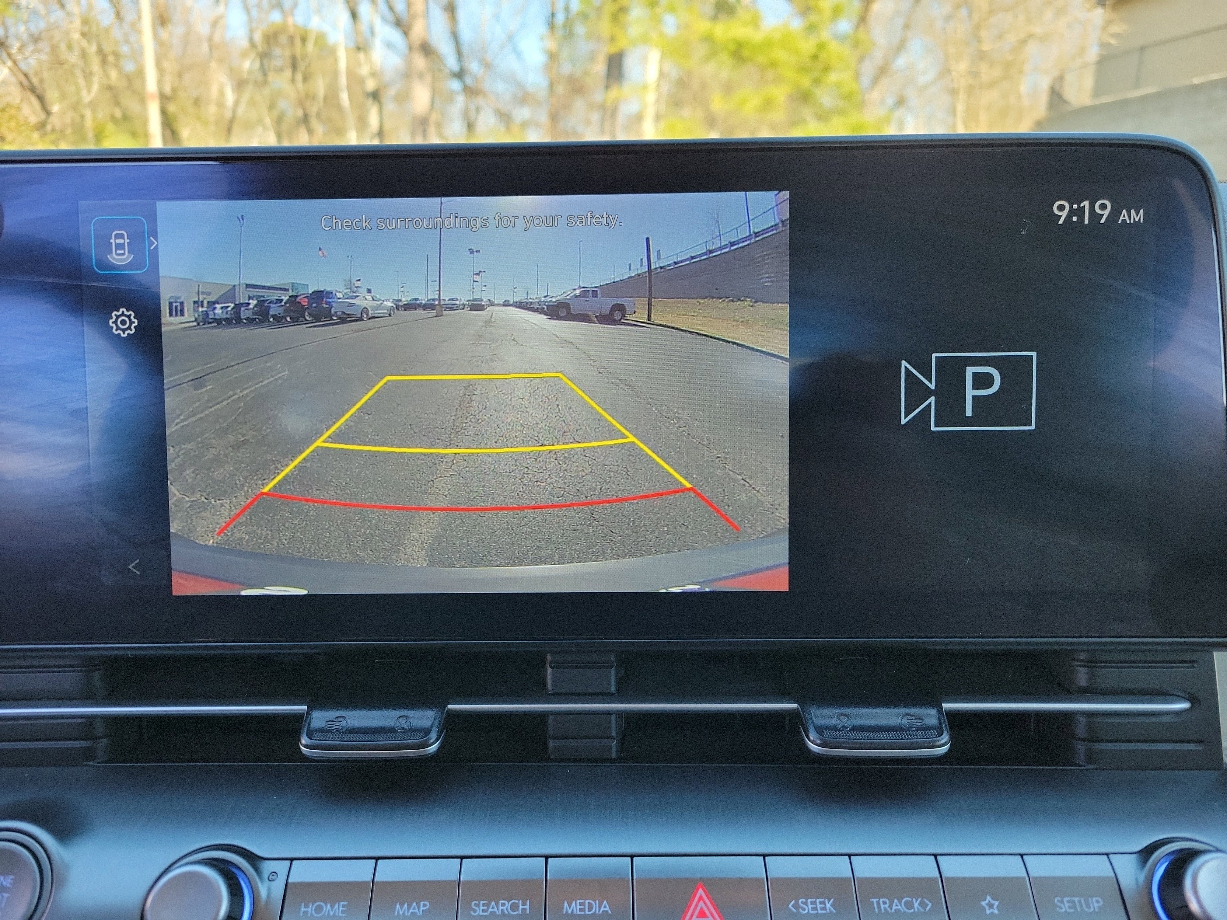 Used 2024 Hyundai Kona SE image 15