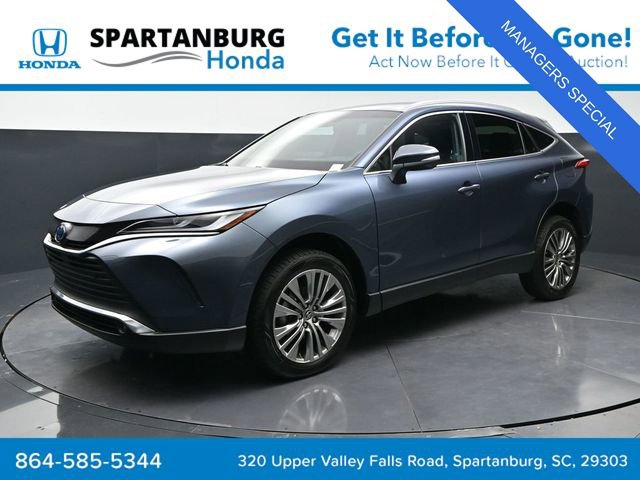 Used 2024 Toyota Venza XLE AWD/4WD image 1