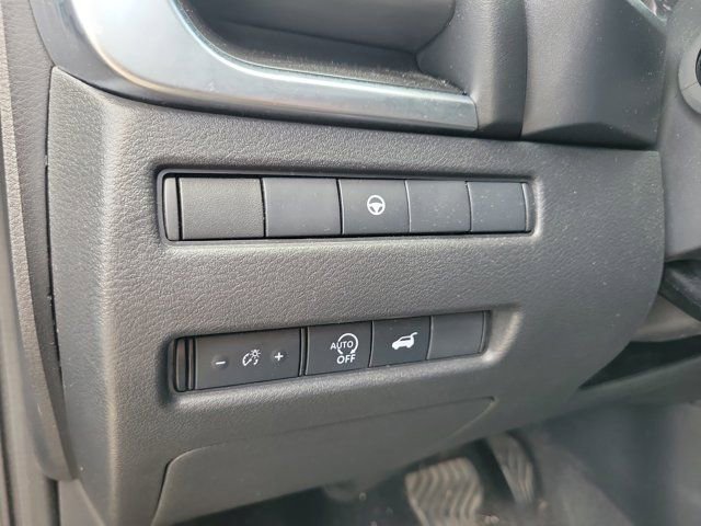 Used 2026 Nissan Rogue SV FWD image 23