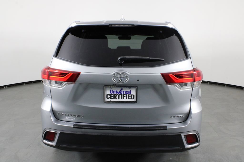 Used 2019 Toyota Highlander Limited image 11