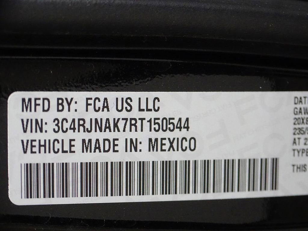 Used 2024 Jeep Wagoneer Launch Edition image 22