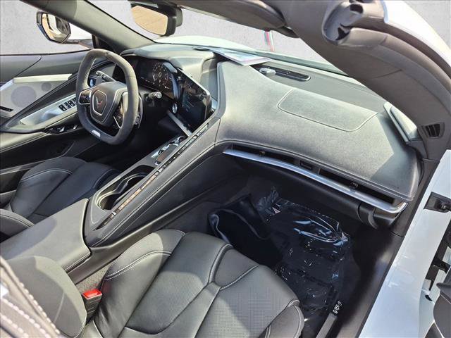 Used 2024 Chevrolet Corvette Z06 RWD image 19