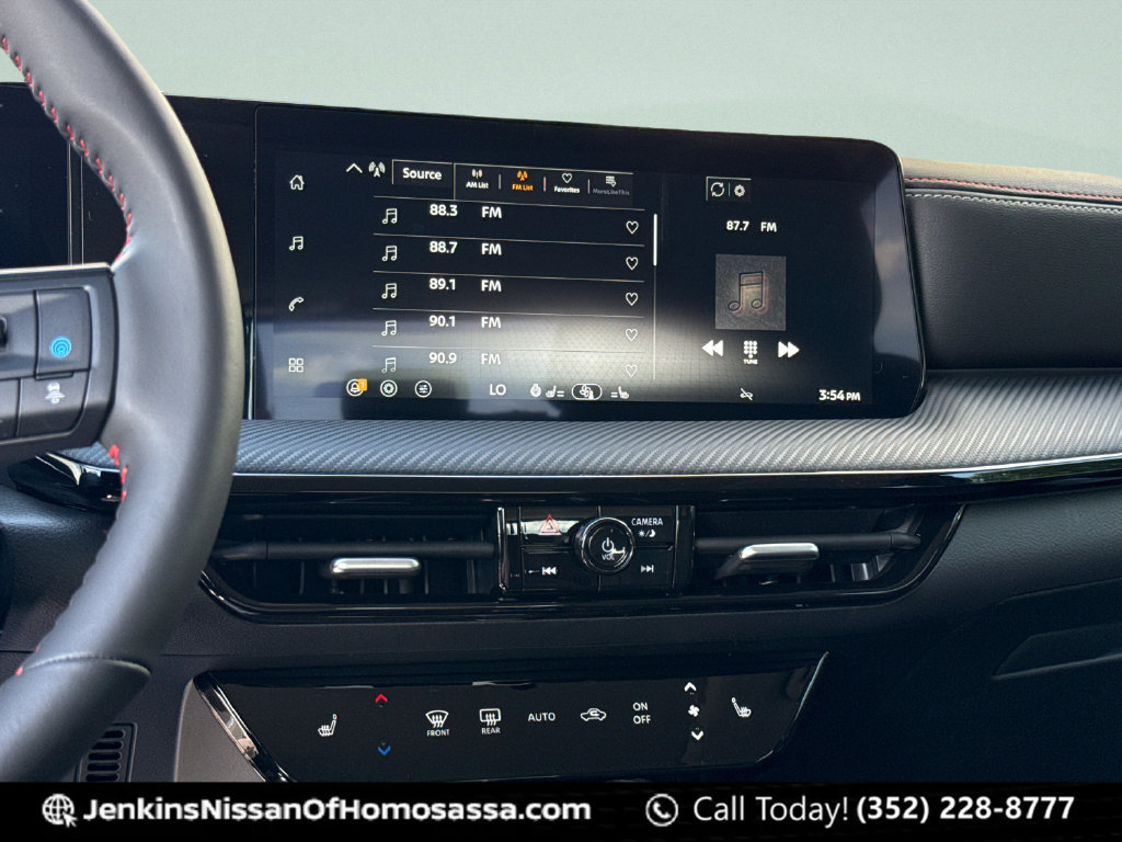 New 2026 Nissan Kicks SR w/ SR Premium Package FWD image 36
