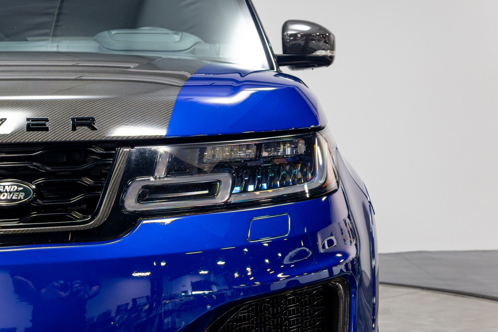 Used 2022 Land Rover Range Rover Sport SVR image 55