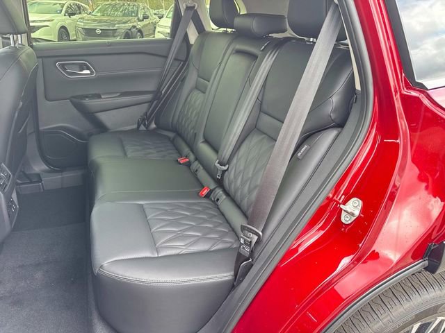 New 2026 Nissan Rogue Platinum image 16