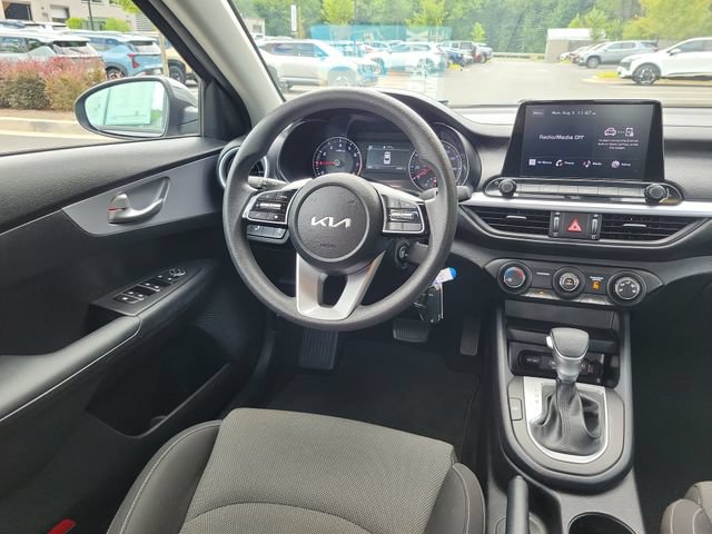 Certified 2024 Kia Forte LXS w/ LXS Technology Package FWD image 7