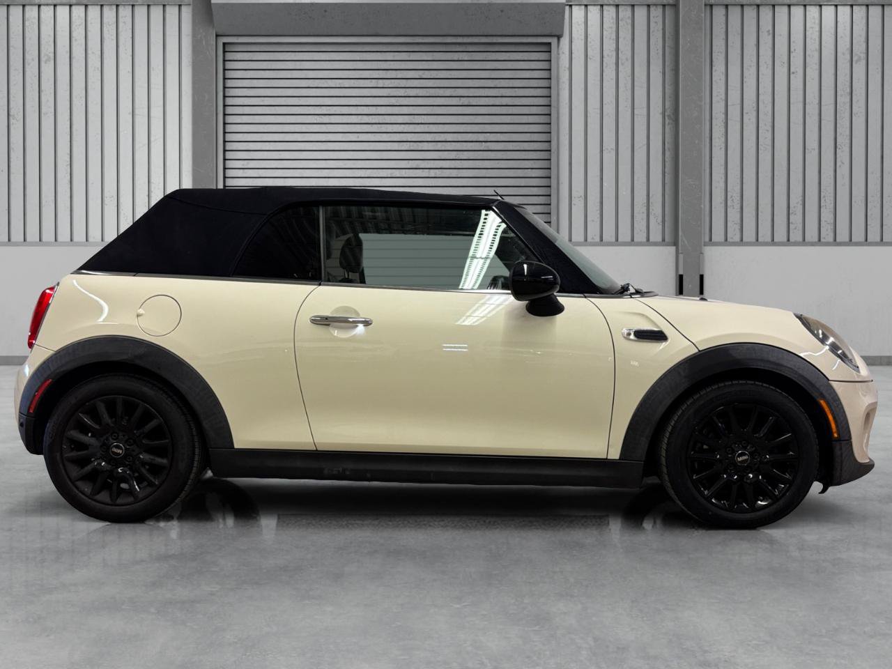 Used 2019 MINI Cooper Convertible FWD image 28