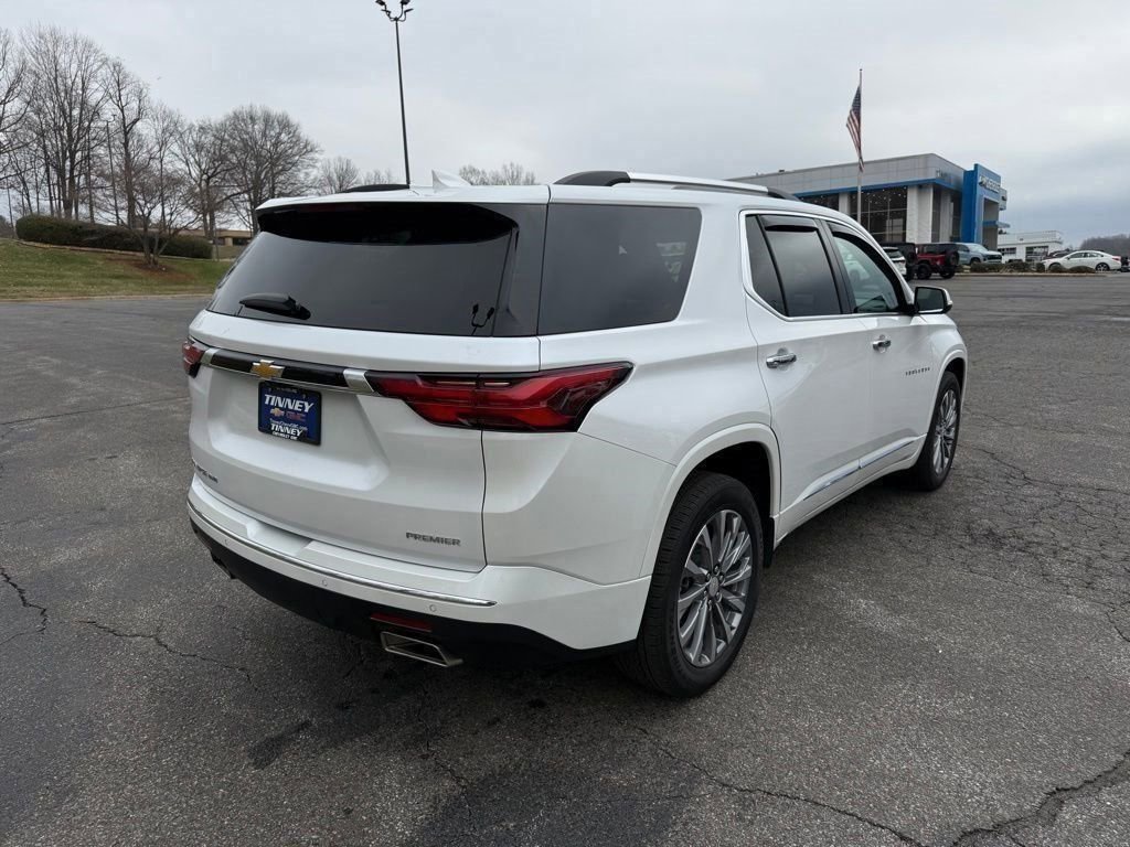 Used 2023 Chevrolet Traverse Premier image 6