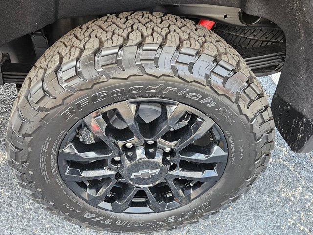 New 2025 Chevrolet Silverado 2500 High Country w/ Midnight Edition image 9