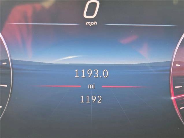 Used 2025 Mercedes-Benz C 300 Sedan image 4