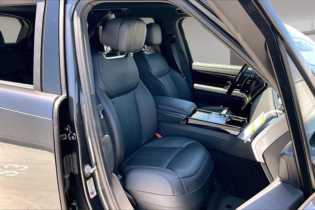 New 2026 Land Rover Range Rover SE AWD/4WD image 11