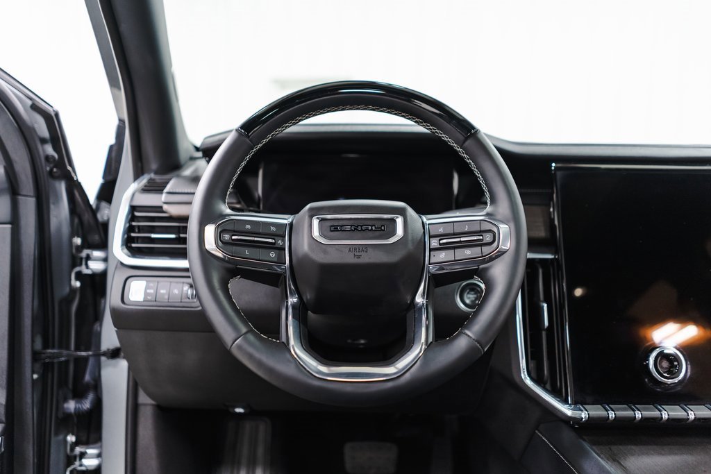 Used 2024 GMC Acadia Denali image 10