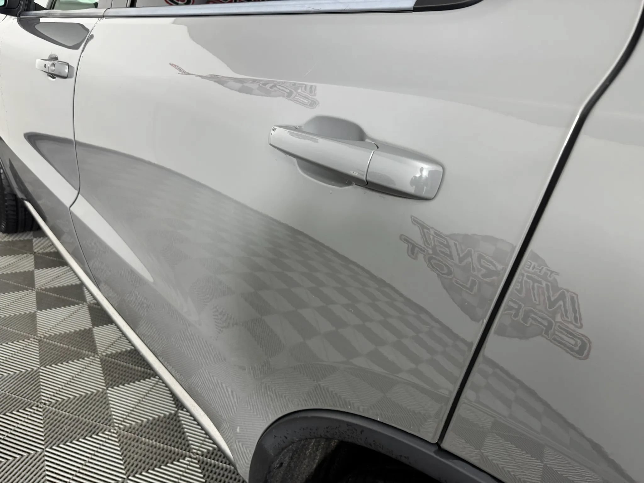 Used 2020 Dodge Durango SXT AWD/4WD image 26